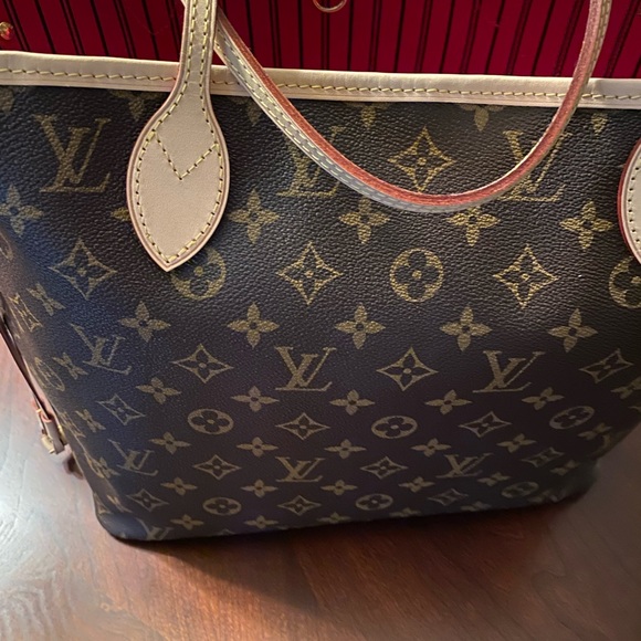 Authentic Louis Vuitton Neverfull MM like new *no pouch* - Picture 2 of 16